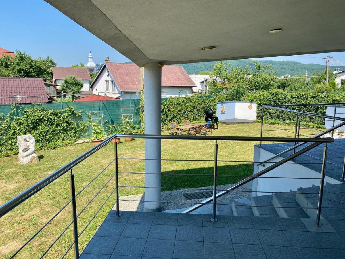 Apartman Triga Снина Екстер'єр фото